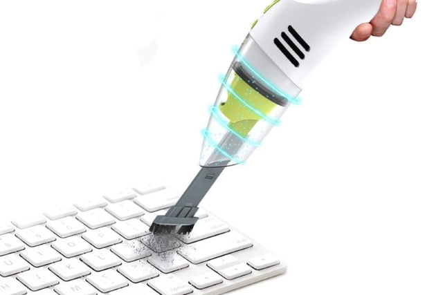 tech-gadgets-matched-betting-sportsbook-ninjabet-keyboard-vacuum