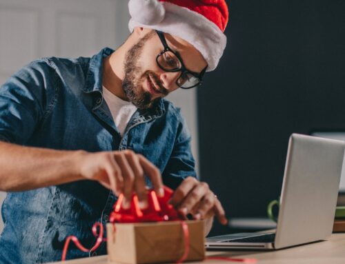 7 Ways to Save Money During the Holidays